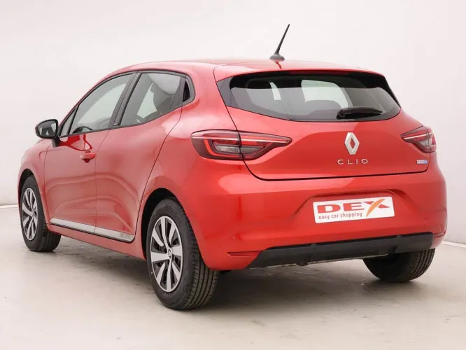 Renault Clio 1.6i E-TECH Hybrid 140 ZEN + Carplay Image 4