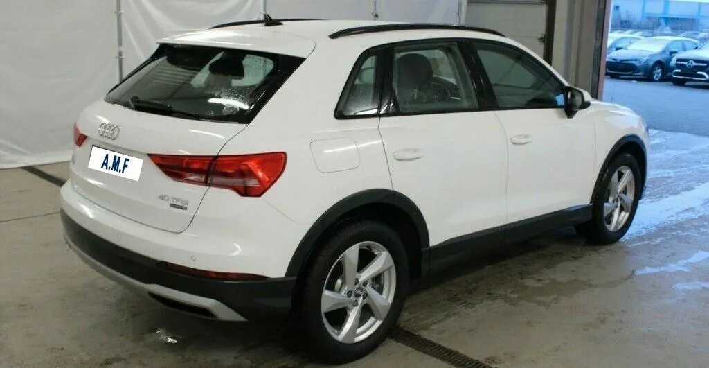 AUDI Q3 40 TFSI quattro S tronic Image 3