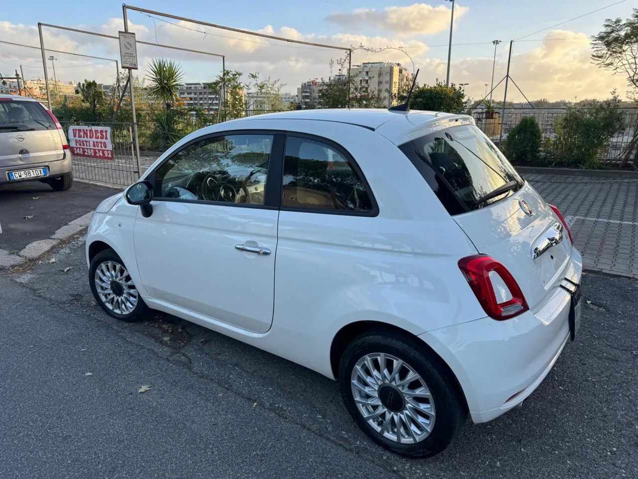 FIAT 500 1.0 Hybrid Lounge Image 5