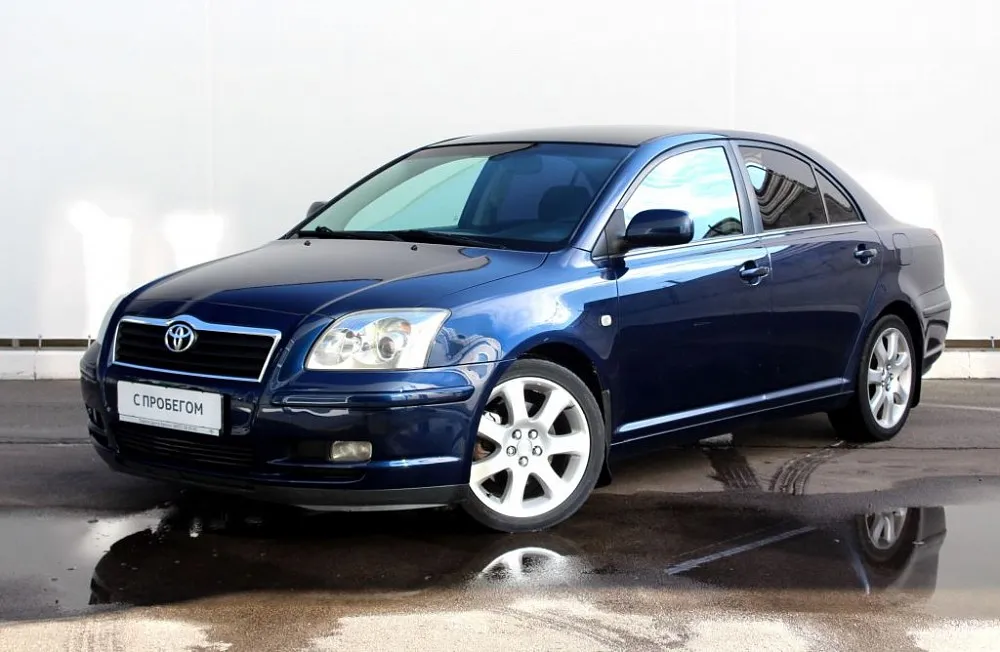 Toyota Avensis Image 1